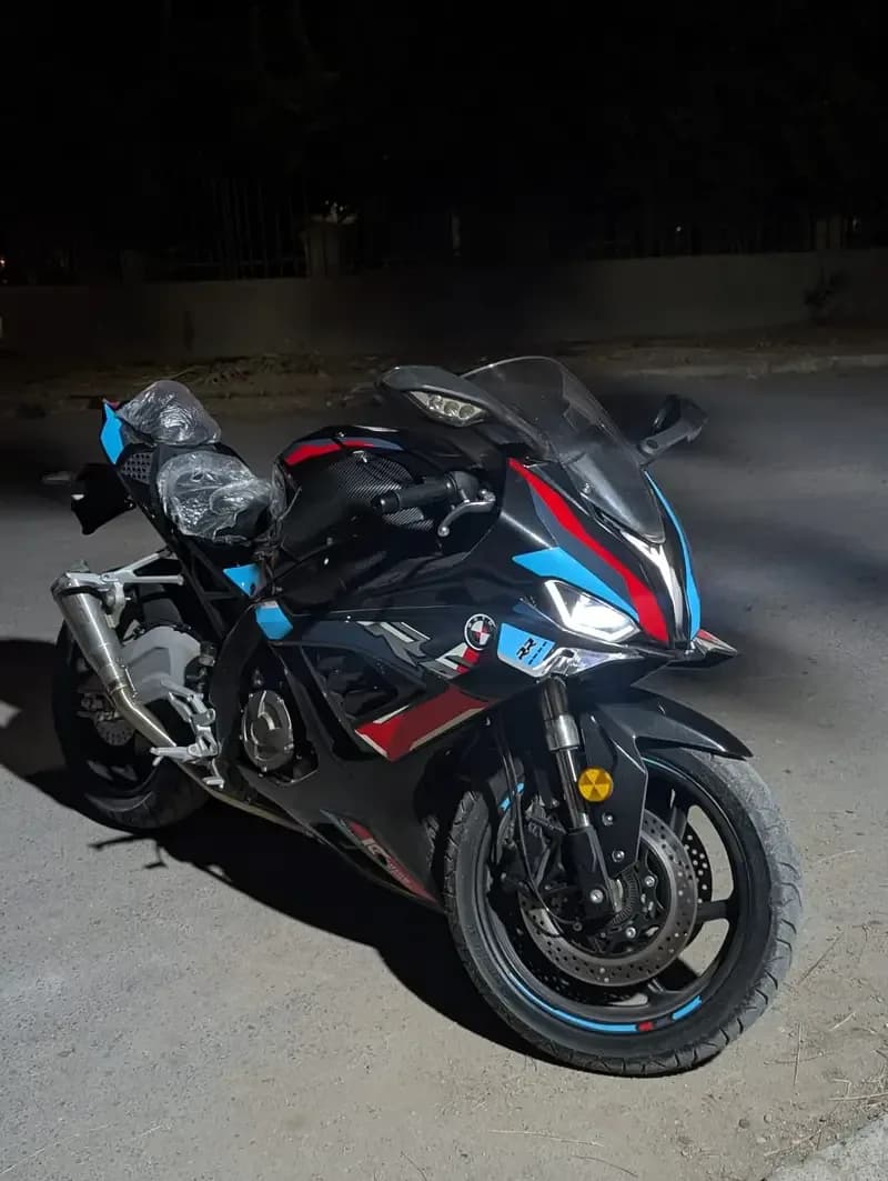 BMW S1000RR Replica (2026) - 400cc Heavy Bike - Only 100 KM Driven!
