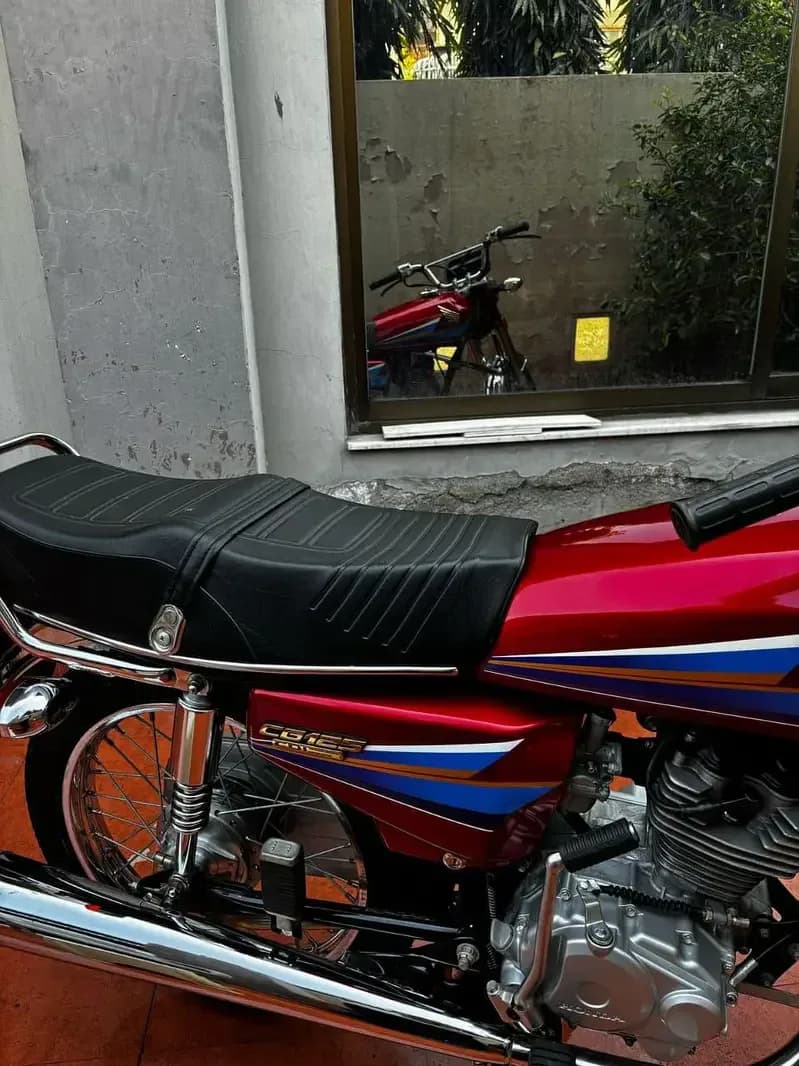 Honda 125 CG 2006 model totally genuine bike argent for sale