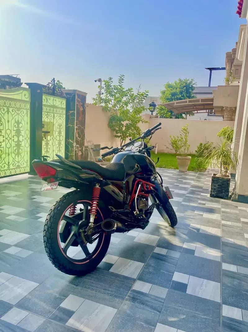 Honda Cb150 F